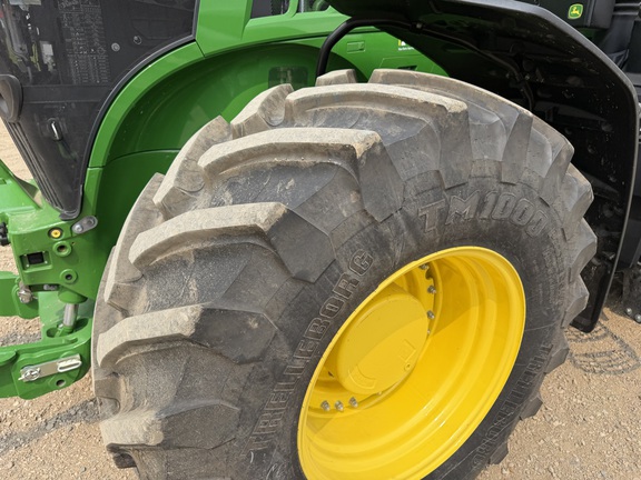 2025 John Deere 7R 350 Tractor