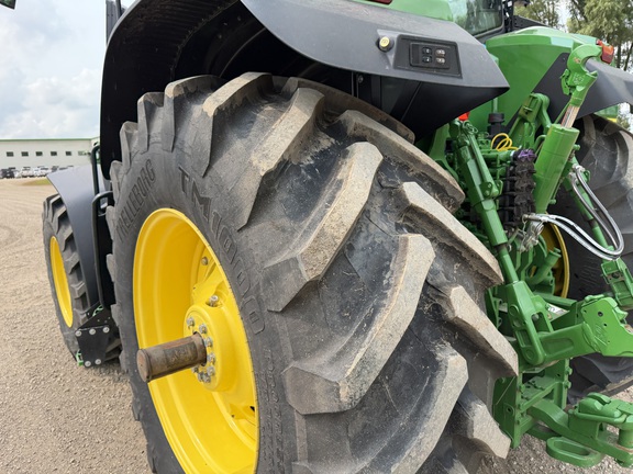 2025 John Deere 7R 350 Tractor