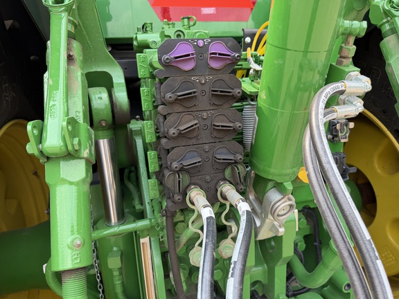 2025 John Deere 7R 350 Tractor