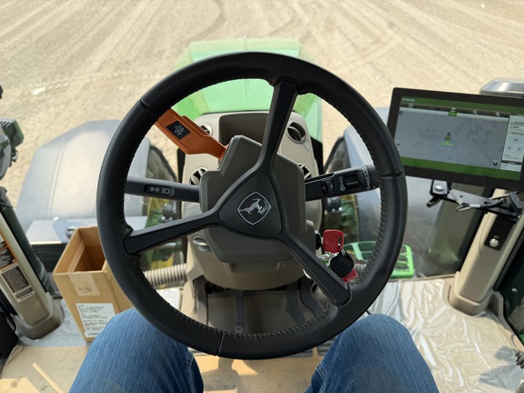 2025 John Deere 7R 350 Tractor