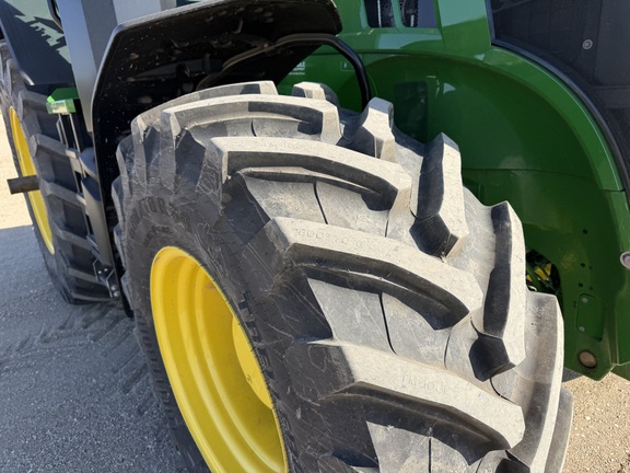 2025 John Deere 7R 350 Tractor