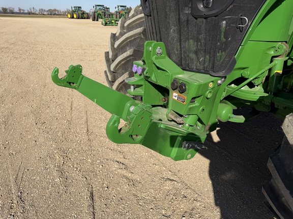 2025 John Deere 7R 350 Tractor
