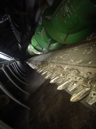 2011 John Deere 635F Header Combine