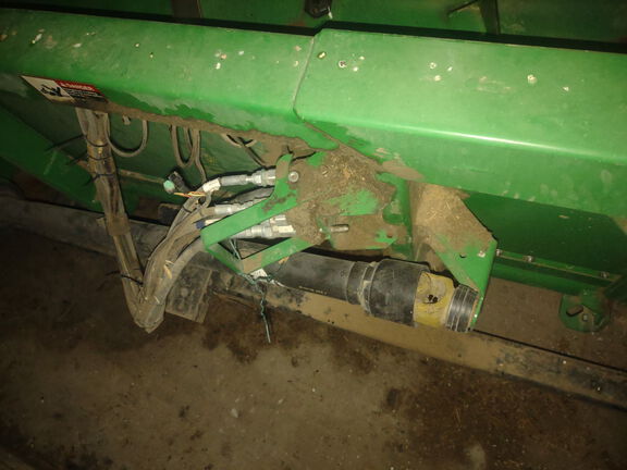 2011 John Deere 635F Header Combine