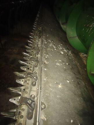 2011 John Deere 635F Header Combine
