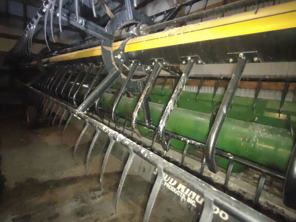 2011 John Deere 635F Header Combine