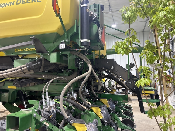 2026 John Deere DB60 Planter