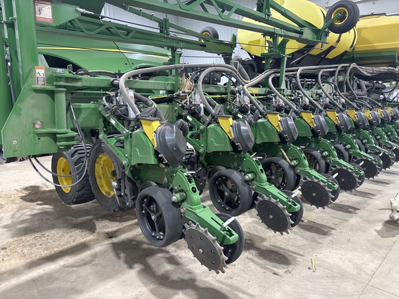 2026 John Deere DB60 Planter