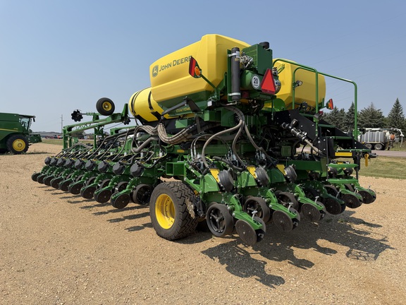 2026 John Deere DB60 Planter