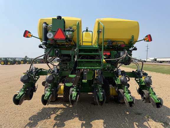 2026 John Deere DB60 Planter