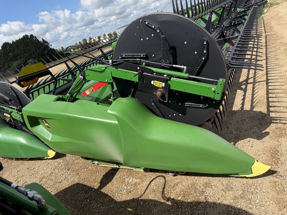 2024 John Deere RD40F Header Combine