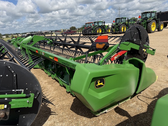 2024 John Deere RD40F Header Combine