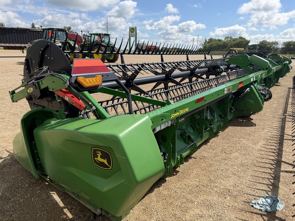2024 John Deere RD40F Header Combine