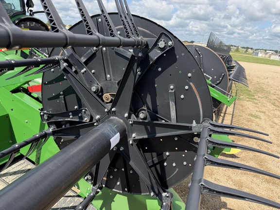 2024 John Deere RD40F Header Combine