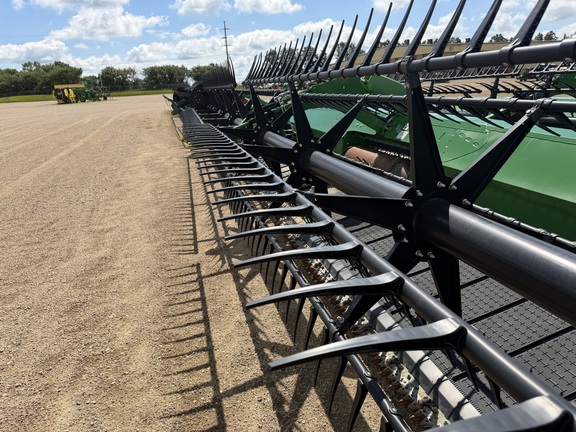 2024 John Deere RD40F Header Combine