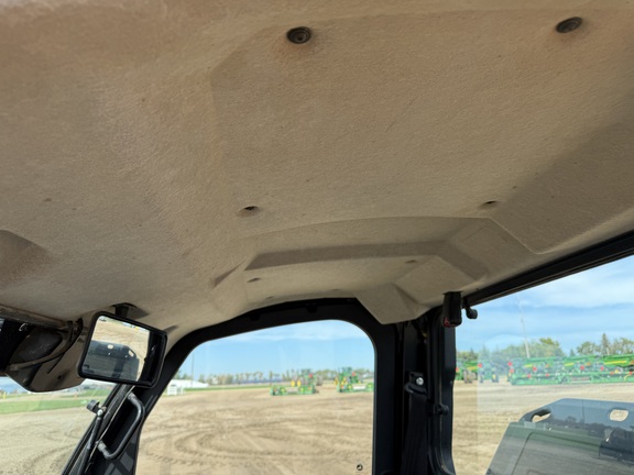 2019 John Deere XUV 835M ATV