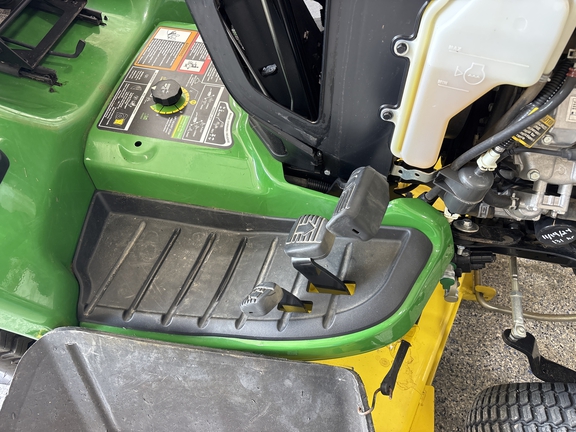 2021 John Deere X734 Garden Tractor