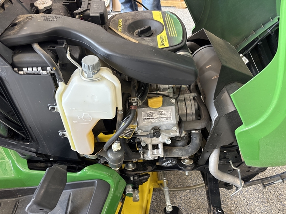 2021 John Deere X734 Garden Tractor