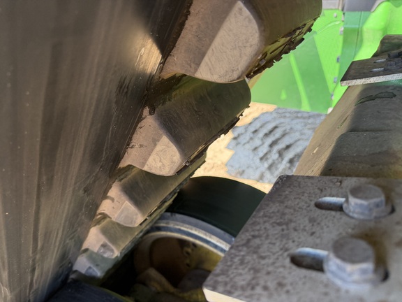 2025 John Deere 9RX 710 Tractor Rubber Track