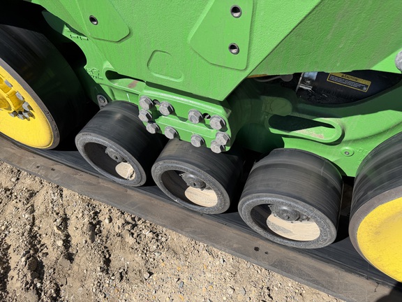 2025 John Deere 9RX 710 Tractor Rubber Track
