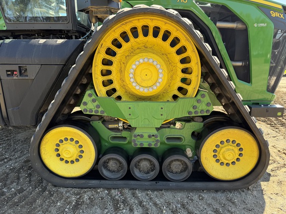 2025 John Deere 9RX 710 Tractor Rubber Track