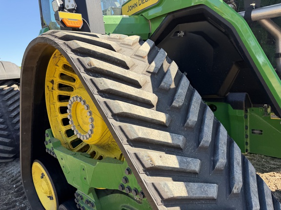 2025 John Deere 9RX 710 Tractor Rubber Track