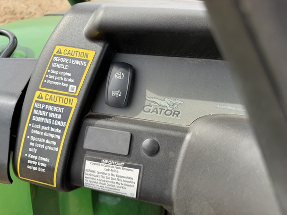 2014 John Deere XUV 825i Power Steering ATV