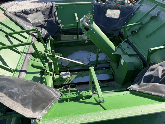 2024 John Deere S780 Combine