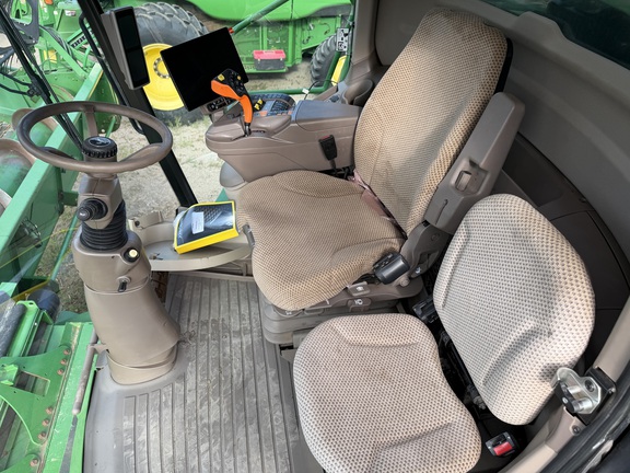 2024 John Deere S780 Combine