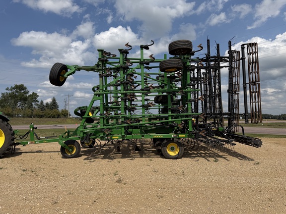 2020 John Deere 2230FH Field Cultivator