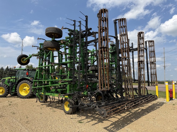 2020 John Deere 2230FH Field Cultivator