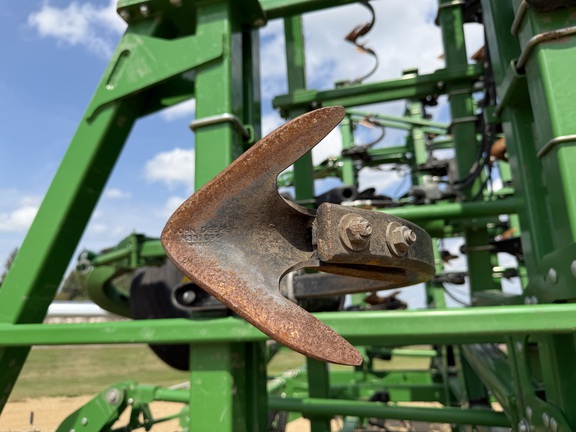 2020 John Deere 2230FH Field Cultivator