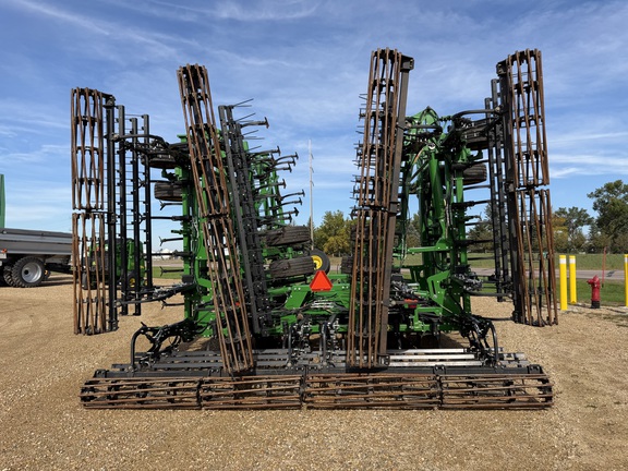 2020 John Deere 2230FH Field Cultivator