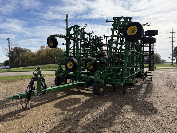 2020 John Deere 2230FH Field Cultivator