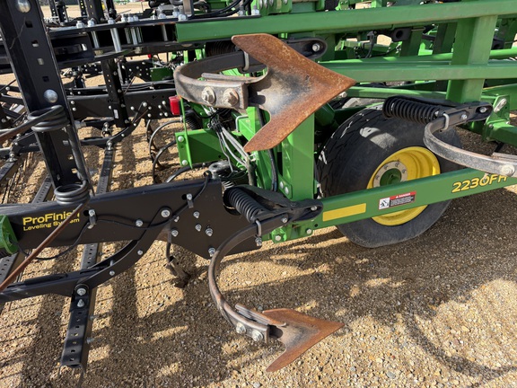 2020 John Deere 2230FH Field Cultivator