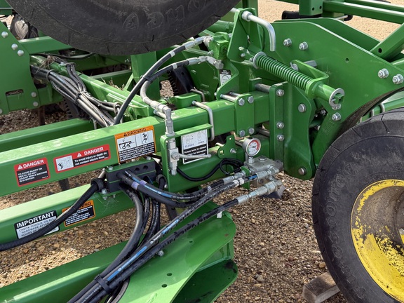 2020 John Deere 2230FH Field Cultivator