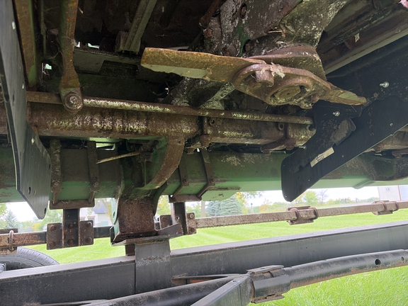 2013 John Deere 612C Header Corn Head