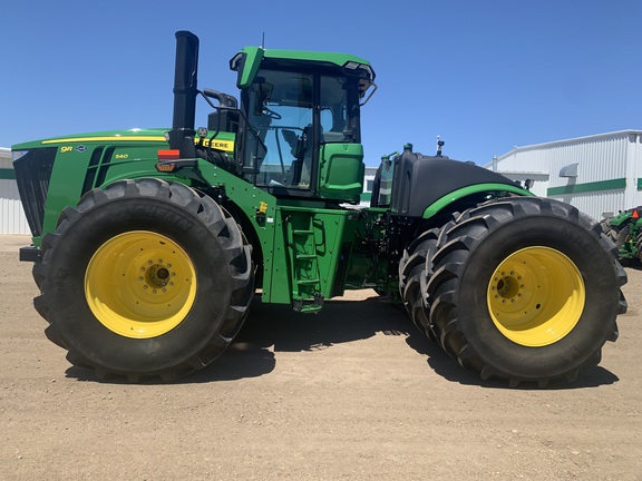 2023 John Deere 9R 540 Tractor 4WD