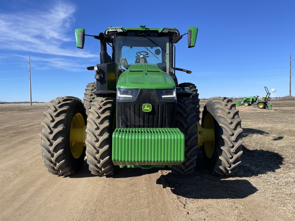 2022 John Deere 8R 410 Tractor