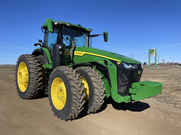 2022 John Deere 8R 410 Tractor