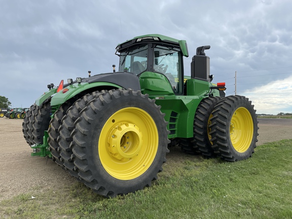 2023 John Deere 9R 640 Tractor 4WD