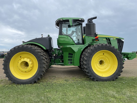 2023 John Deere 9R 640 Tractor 4WD