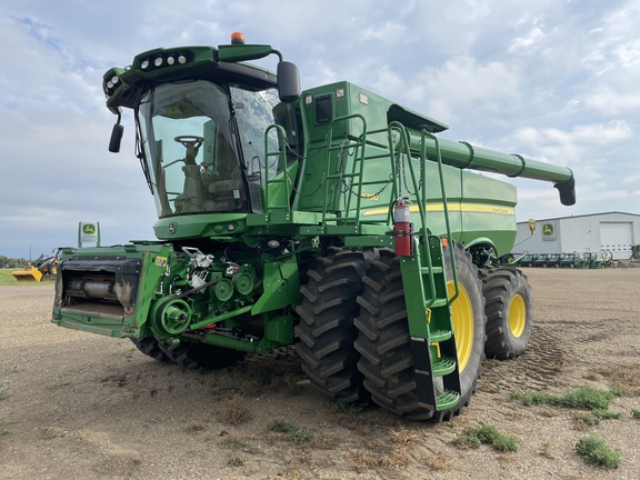 2020 John Deere S780 Combine