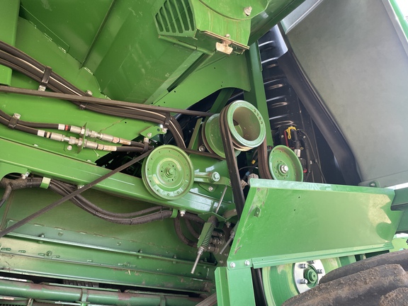 2020 John Deere S780 Combine