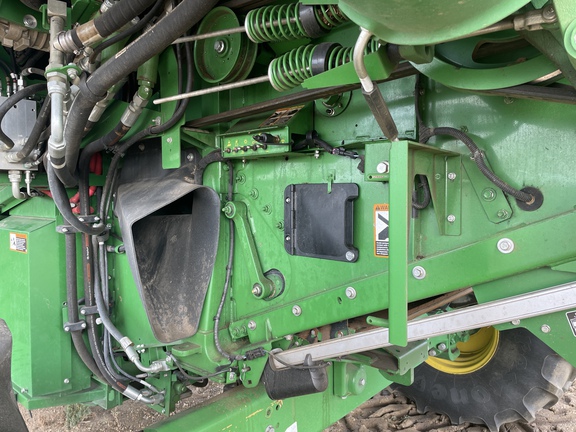 2020 John Deere S780 Combine