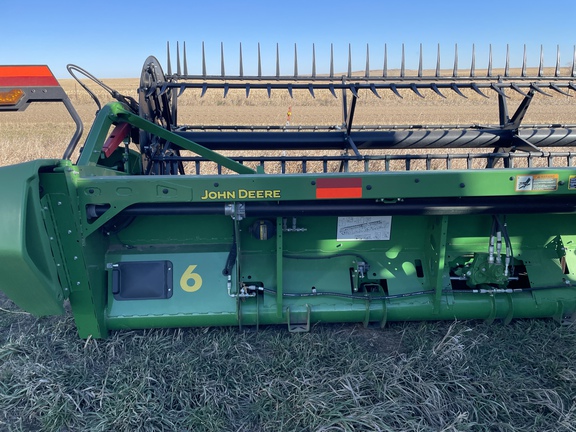 2023 John Deere RD40F Header Combine