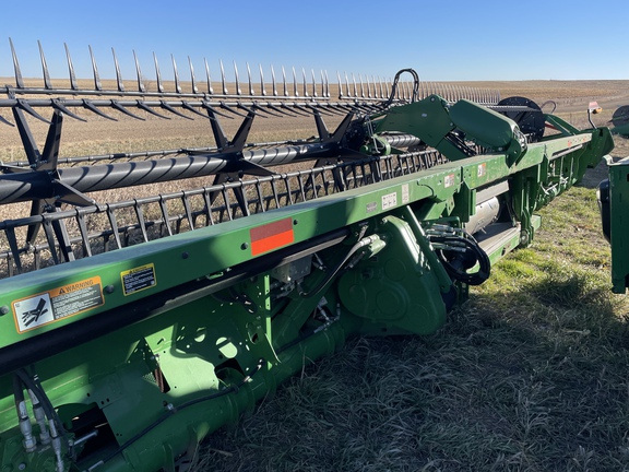 2023 John Deere RD40F Header Combine