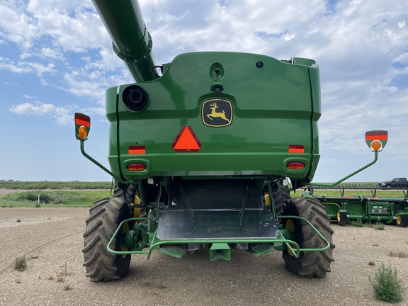 2023 John Deere S780 Combine