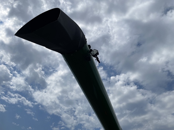 2023 John Deere S780 Combine