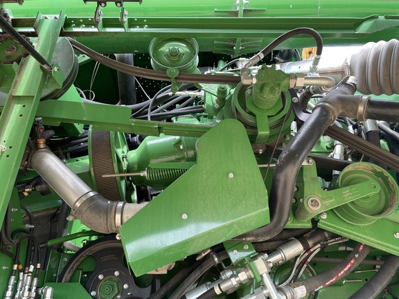 2023 John Deere S780 Combine